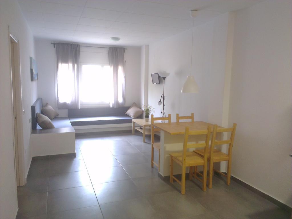 Apartaments La Riera Roses Rom bilde